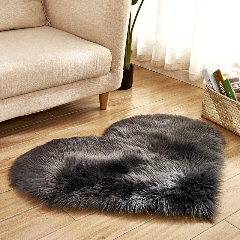 Heart Shaped Faux Fur Area Rug Soft Plush Decorative Accent Carpet — Image 10