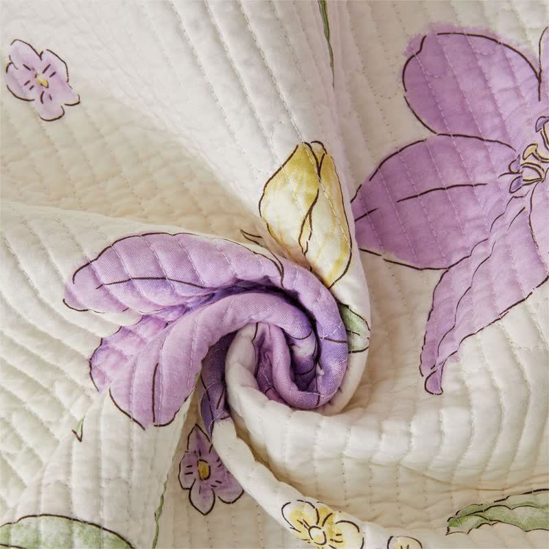 Floral Quilted Bedspread Set Cotton Blend Lightweight Coverlet with Pillow Shams — Image 6