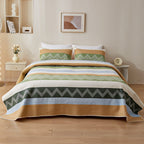 Modern Chevron Quilt Set Multicolor Cotton King Size with Pillow Shams — Main Image