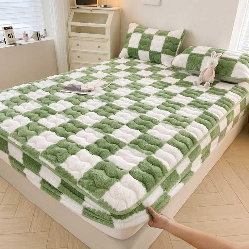 Luxury Plush Checkered Fleece Mattress Topper - Black & White, Soft & Cozy — Image 9