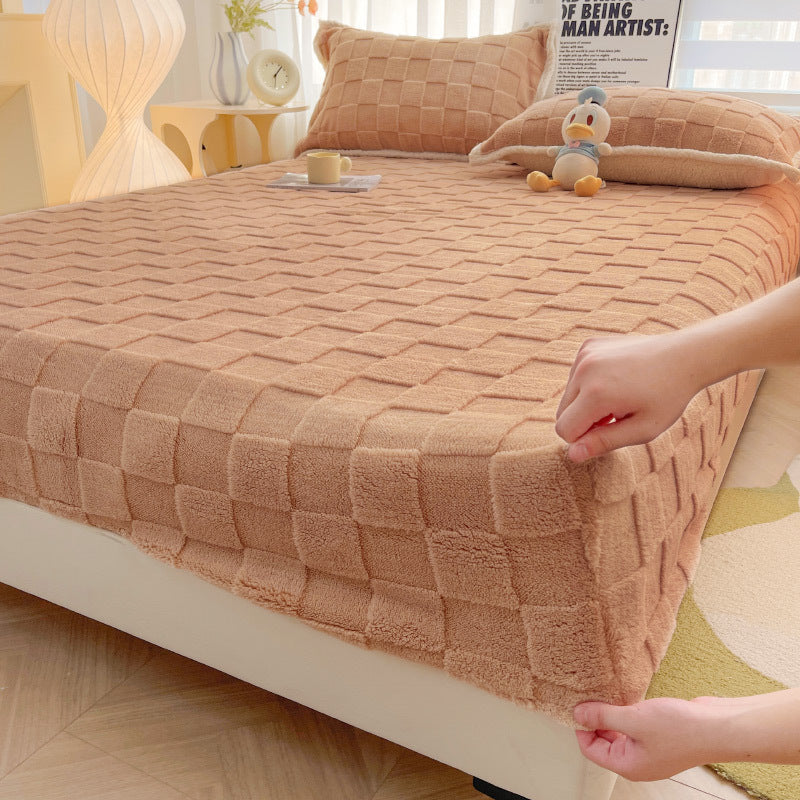 Luxurious Plush Checkered Bedspread Set - Blue, Soft Polyester, Queen Size — Image 5