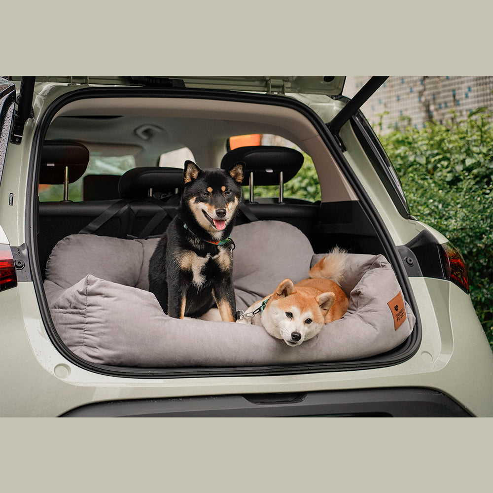 Funny Fuzzy Pet Car Seat Bed Plush Cushion Safety Belts Gray — Main Image