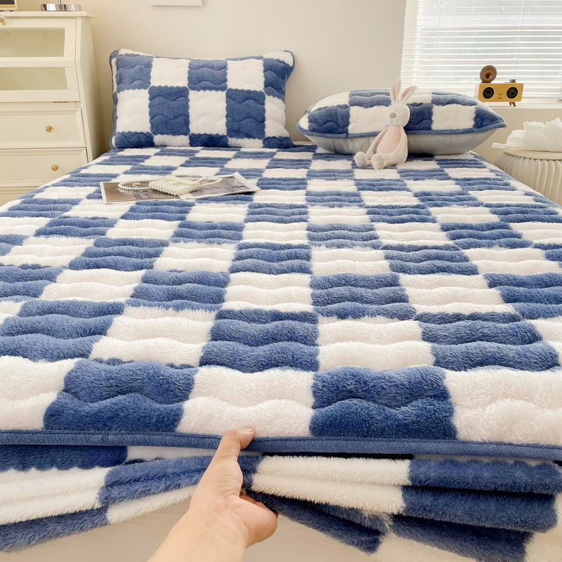 Luxury Plush Checkered Fleece Mattress Topper - Black & White, Soft & Cozy — Image 7