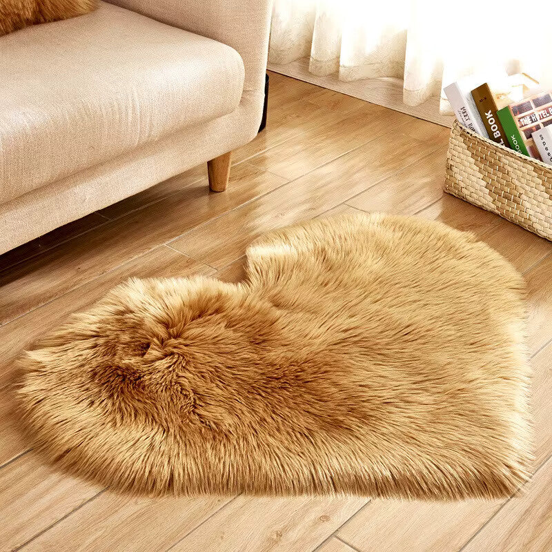 Heart Shaped Faux Fur Area Rug Soft Plush Decorative Accent Carpet — Image 9