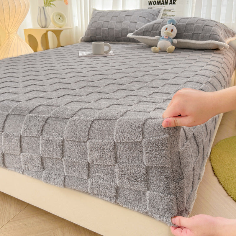 Luxurious Plush Checkered Bedspread Set - Blue, Soft Polyester, Queen Size — Image 6
