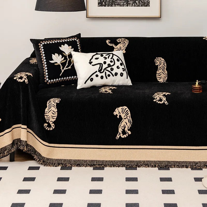 Luxury Woven Sofa Throw Blanket Cotton Blend Tiger Pattern Fringed Edges — Image 4